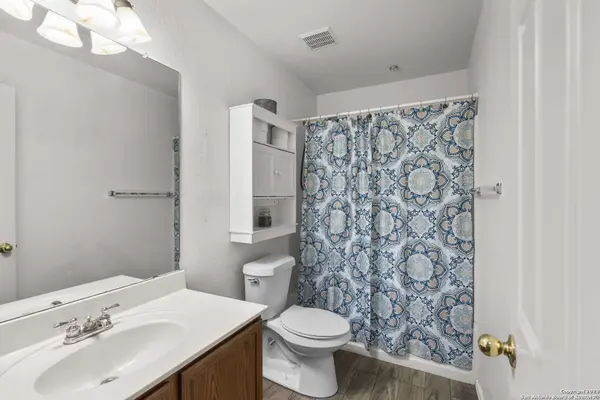 7710 Mainland Woods, San Antonio, TX 78250