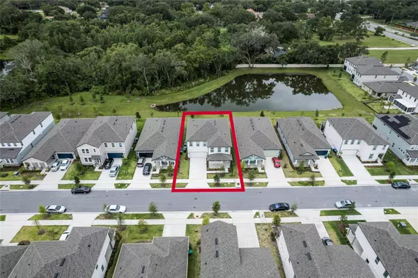 9187 WAVERLY WALK DR, Orlando, FL 32817