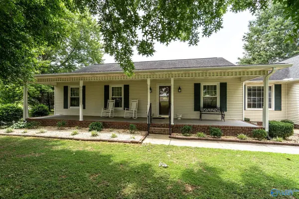 25546 Capshaw Road, Athens, AL 35613