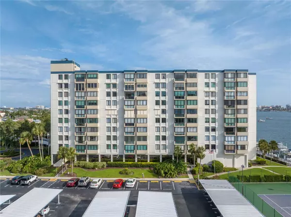 660 ISLAND WAY #404, Clearwater, FL 33767