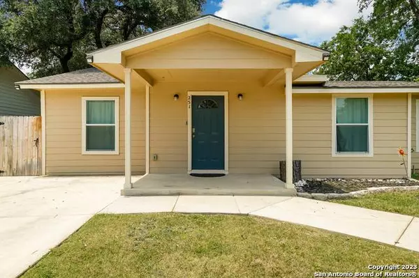 251 RADIANCE AVE, San Antonio, TX 78218-2539