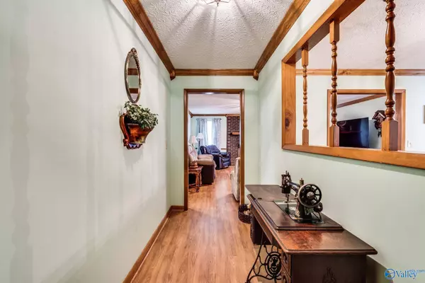 25546 Capshaw Road, Athens, AL 35613