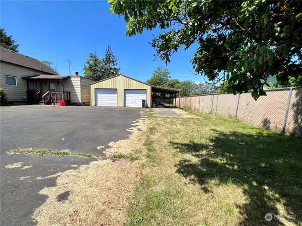 917 Calhoun RD, Aberdeen, WA 98520