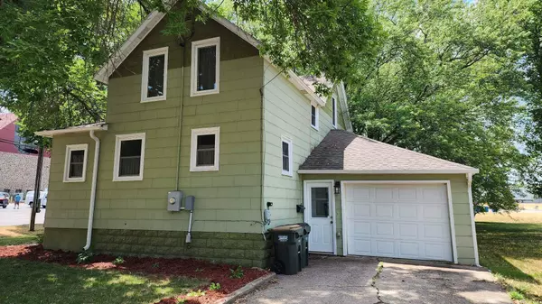 501 1st ST N, Cold Spring, MN 56320