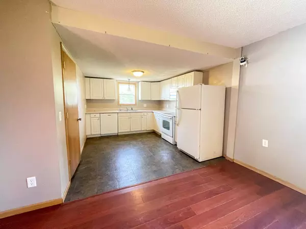 N5062 County Road S, Elmwood, WI 54740