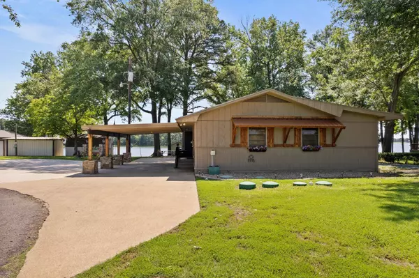 25 Private Road 2362, Mount Pleasant, TX 75455