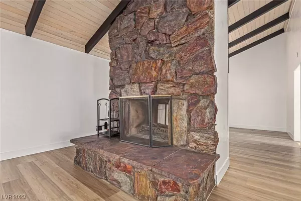 545 Rossmore Drive, Las Vegas, NV 89110