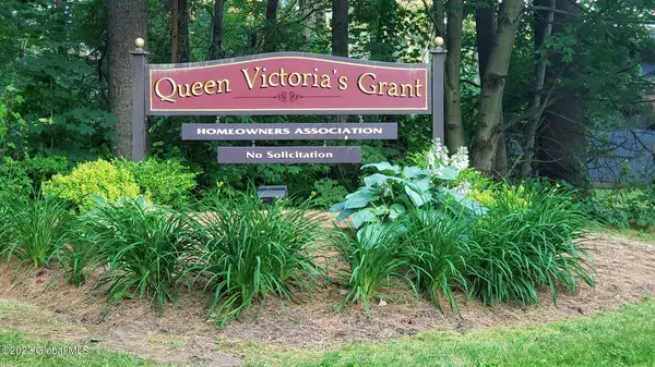 19 Margaret Drive, Queensbury, NY 12804