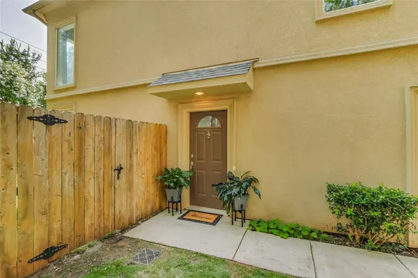 613 Jamboree Way, Euless, TX 76039