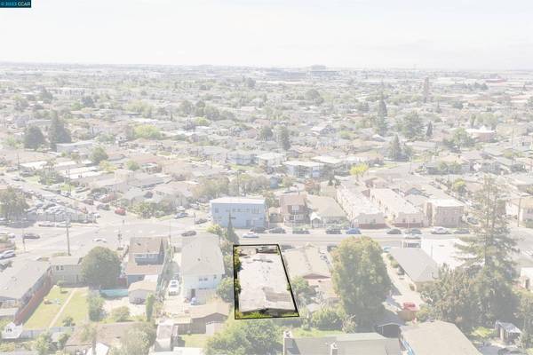 5484 Bancroft Ave, Oakland, CA 94601