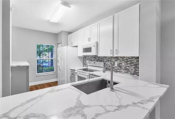 5907 BAYSIDE KEY DR, Tampa, FL 33615