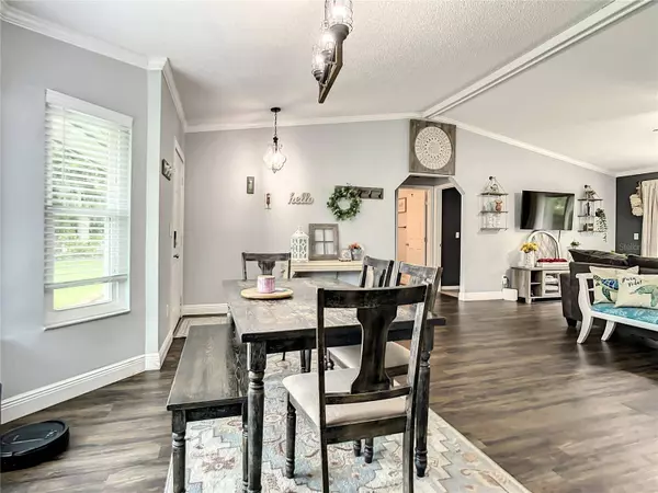 2221 NEEDLE PALM DR, Edgewater, FL 32141