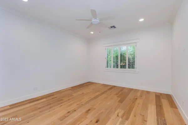 4019 E FAIRMOUNT Avenue, Phoenix, AZ 85018