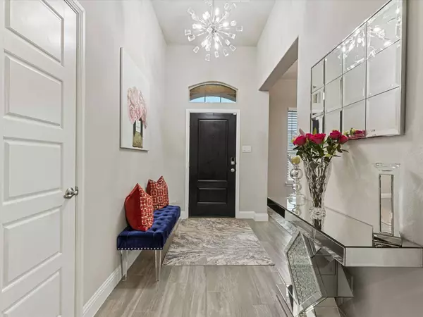 3615 Hidden Hollow Drive, Grand Prairie, TX 76065