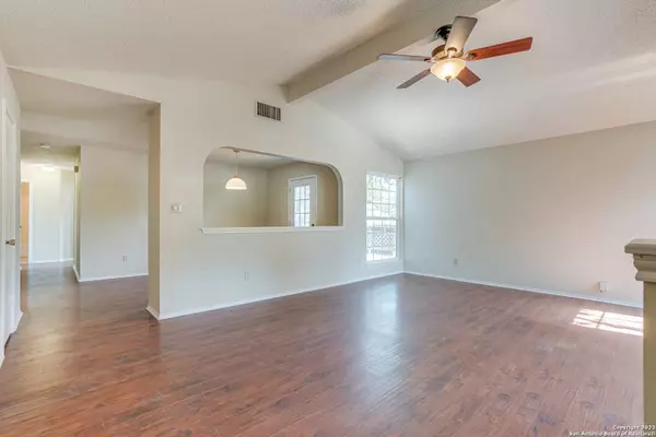 6335 RIDGEHURST, San Antonio, TX 78250-5074