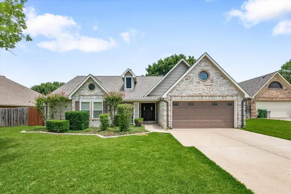 7521 Teakwood Court, North Richland Hills, TX 76182