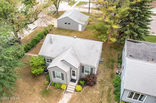 2640 4TH Avenue N, Grand Forks, ND 58203