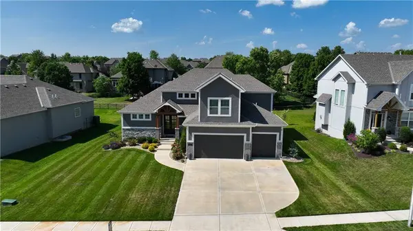 8516 NE 89th ST, Kansas City, MO 64157