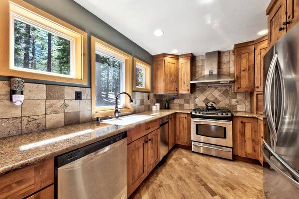 13595 Pathway Avenue, Truckee, CA 96161-0000