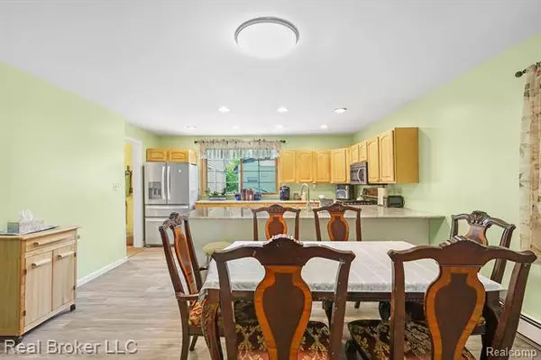 11274 OAK Road, Otisville, MI 48463