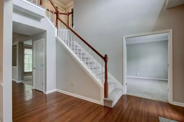 9761 Logan LN, Fishers, IN 46038