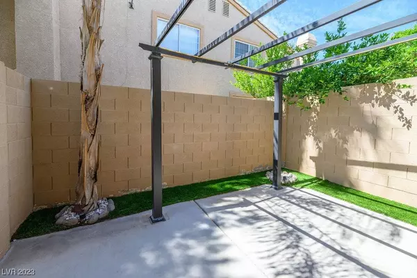 9647 Cow Pony Drive, Las Vegas, NV 89123