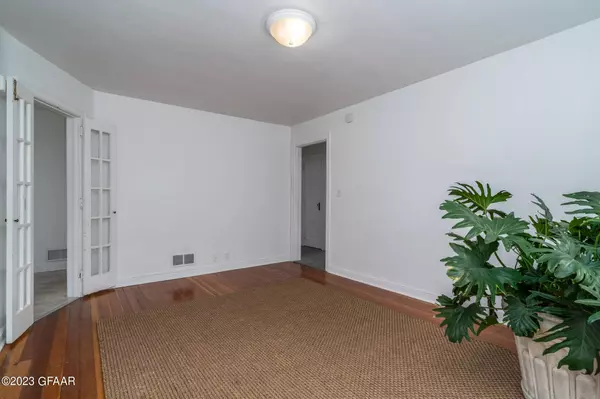 2640 4TH Avenue N, Grand Forks, ND 58203