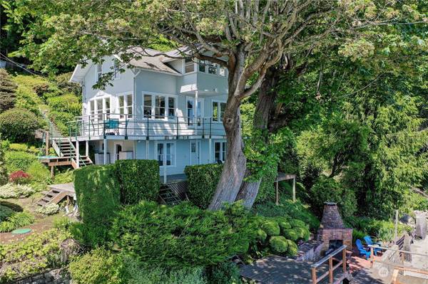 1231 Maplewood Beach DR NW, Gig Harbor, WA 98332