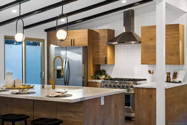 4874 Boise Ave, San Diego, CA 92117