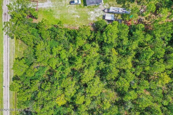 10320 GREGORY AVE, Hastings, FL 32145