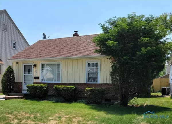 2831 Nash RD, Toledo, OH 43613