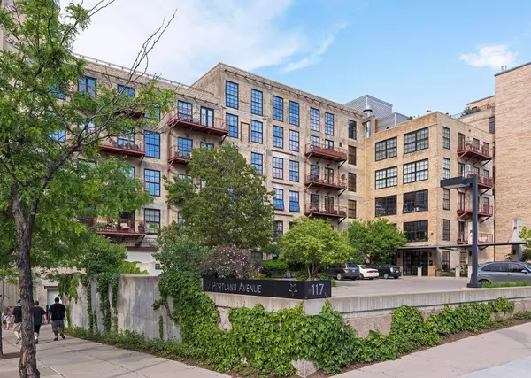 117 Portland AVE #404, Minneapolis, MN 55401
