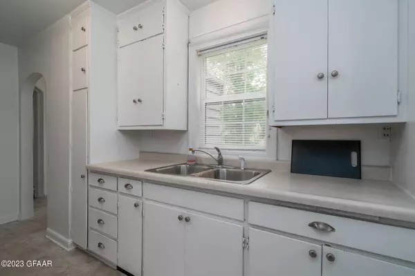 2640 4TH Avenue N, Grand Forks, ND 58203