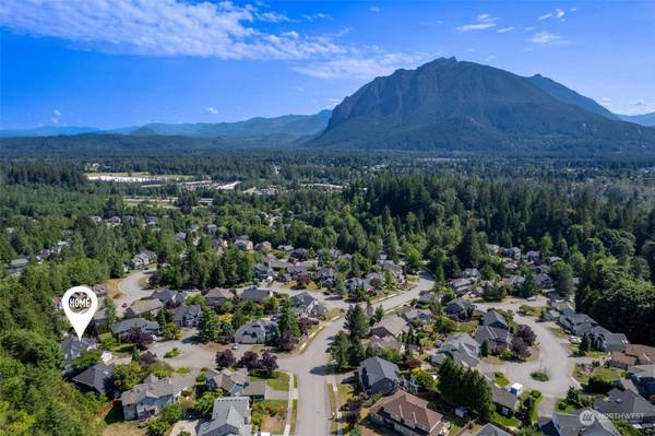 1375 SW 14th PL, North Bend, WA 98045