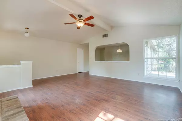 6335 RIDGEHURST, San Antonio, TX 78250-5074