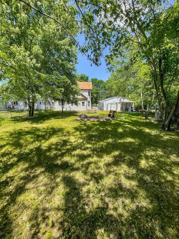 110 W Riverside AVE, Melrose, MN 56352