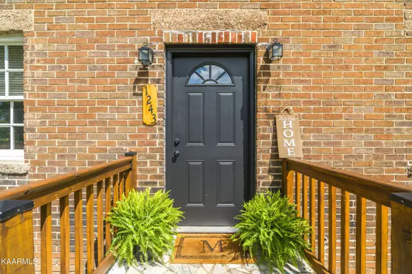 1243 Exeter Ave, Knoxville, TN 37921