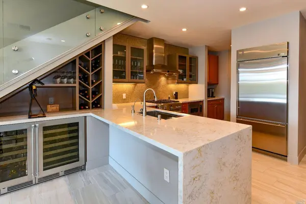 588 Main ST 302, Napa, CA 94559