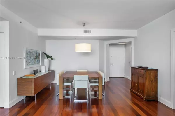 808 Brickell Key Dr #2606, Miami, FL 33131