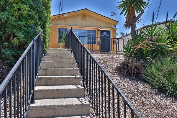 1721  23 Granada Ave, San Diego, CA 92102