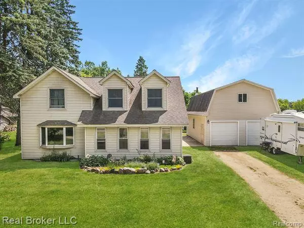 11274 OAK Road, Otisville, MI 48463