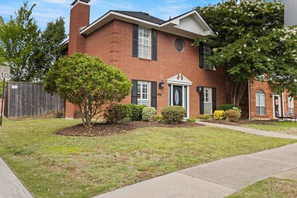 557 Raintree Circle, Coppell, TX 75019