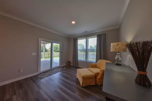 9725 Haughton LN, Mccordsville, IN 46055