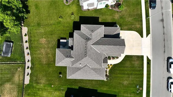 8516 NE 89th ST, Kansas City, MO 64157