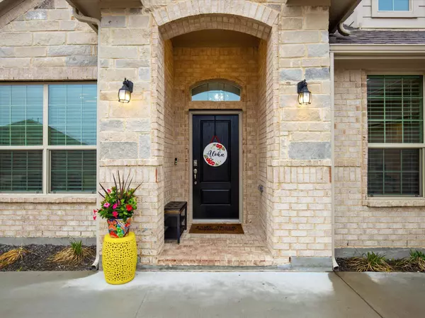 3615 Hidden Hollow Drive, Grand Prairie, TX 76065