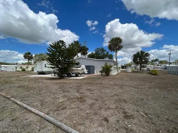 27488 Bourbonniere DR, Bonita Springs, FL 34135