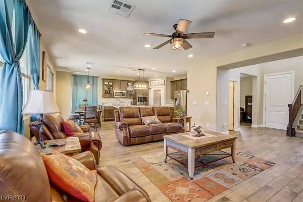 8090 Pinyon Ridge Street, Las Vegas, NV 89166