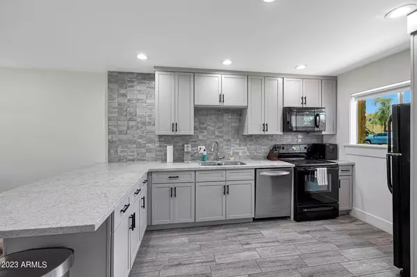 4701 N 68TH Street #122, Scottsdale, AZ 85251