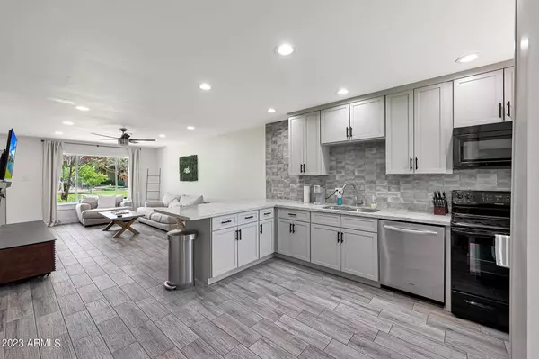 4701 N 68TH Street #122, Scottsdale, AZ 85251