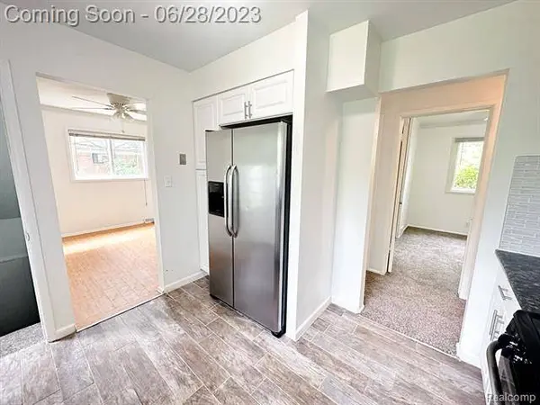 22833 E SCHAFER Street, Clinton Township, MI 48035